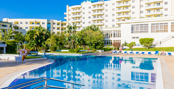 Jardins d'ajuda 4*