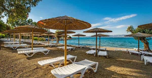 Club Jumbo Amarynthos Resort 4*