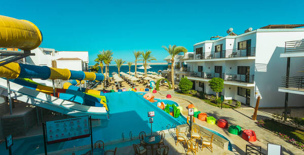 Club Jumbo Rosa Waves Beach Aqua Park 4*