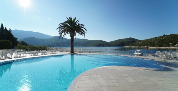 Naya club osmine 4*