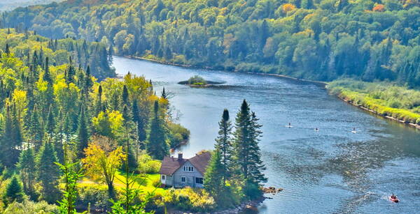 /autotour-sur-les-routes-du-quebec-a-la-mauricie-en-liberte-67648.html