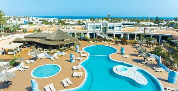 https://voyages.fram.fr/optiext/optiextension.dll?ID=hLKhGXiJKOmJVKmn8xB%2BCAYWaIuI9PfJcanyVawY1pK%2BhsfxUADD0b3FkKD6K54L6i7wEe4daKXqsAn2XQULPMFG_a304NNJqxLUxwhb